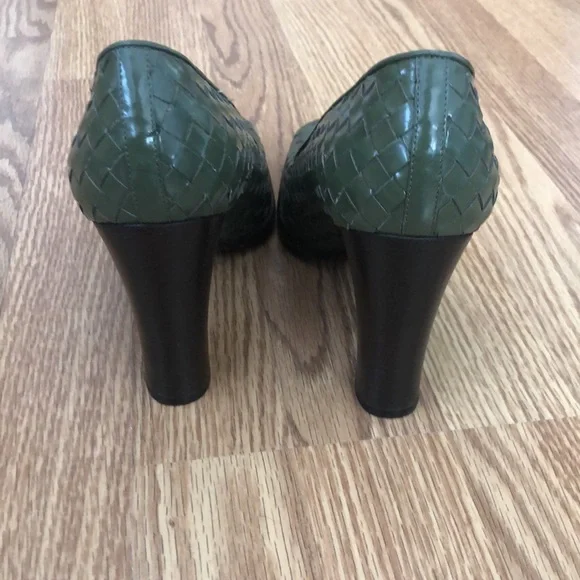 Bottega Veneta Made in Italy Olive green Leather heels, Size 8 1/2 - Picture 4 of 8